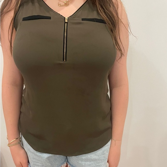 Express top with gold zipper - Picture 6 of 7